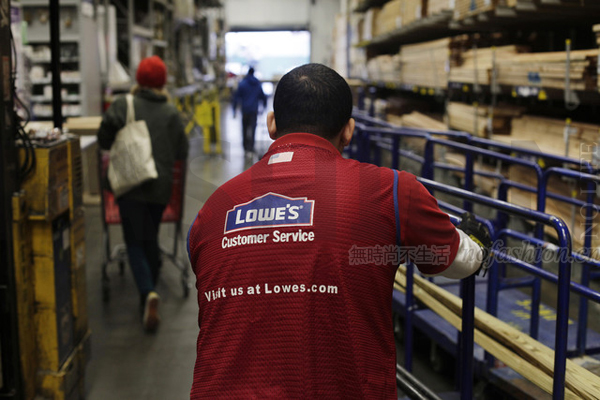 Lowe's 劳氏公司裁员2400人