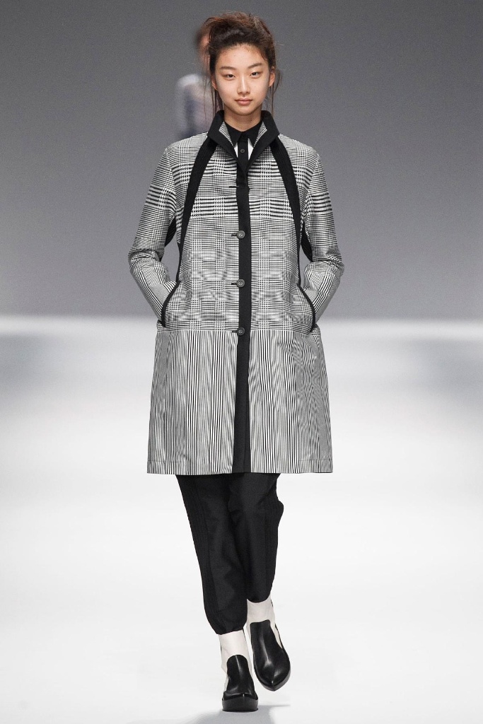 Issey Miyake Fall 2013秋冬巴黎时装周发布