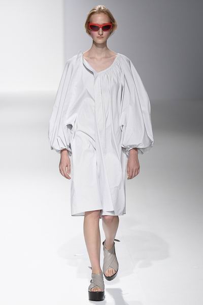 Chalayan Spring 2017春夏巴黎时装周发布