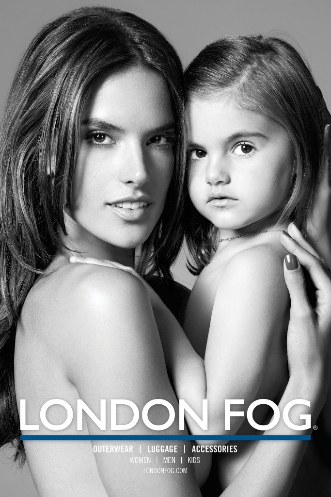 Alessandra Ambrosio和4岁女儿代言London Fog