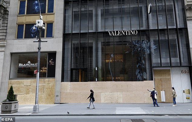 Valentino华伦天奴起诉纽约旗舰店业主 要求提前9年退租