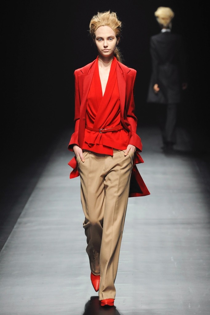 Yasutoshi Ezumi Fall 2013