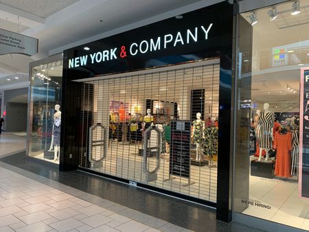 美国再有百年服装店破产 通勤女装品牌New York & Co.计划清算实体业务 5000员工面临失业