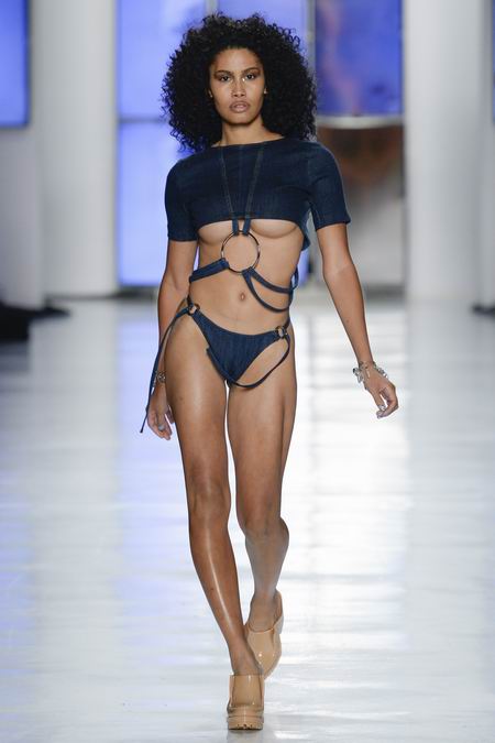 Chromat Spring 2018春夏纽约时装周发布