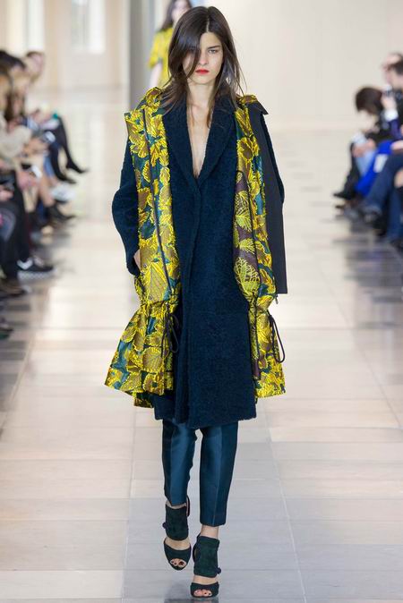 Antonio Berardi Fall 2015秋冬伦敦时装周发布