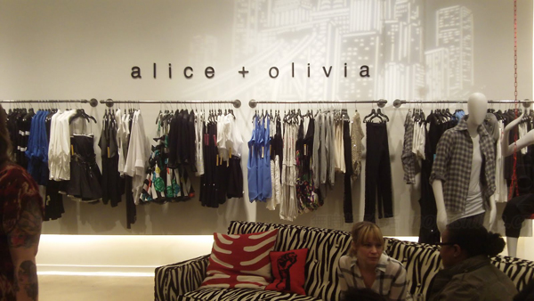 韩国SK Holdings入股美国时尚品牌Alice + Olivia