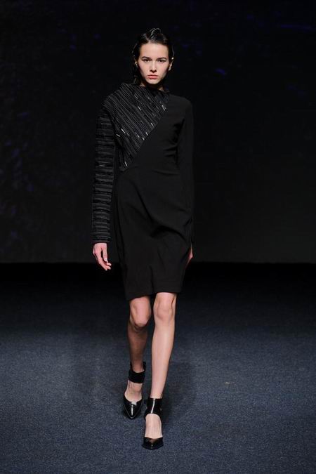 Bernard Chandran Fall 2015秋冬巴黎时装周发布